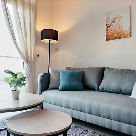 Delight Homestay Twin Galaxy جوهر بهرو المظهر الخارجي الصورة