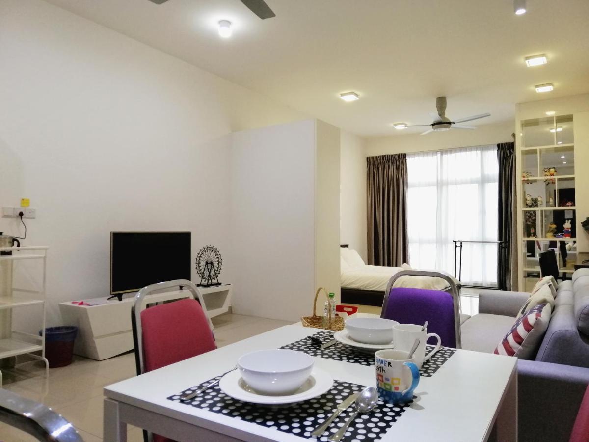 Delight Homestay Twin Galaxy جوهر بهرو المظهر الخارجي الصورة